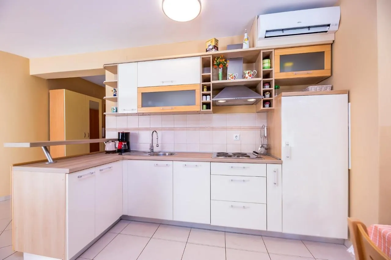Apartments With A Parking Space Baska, Krk - 19420  Baska (Krk)