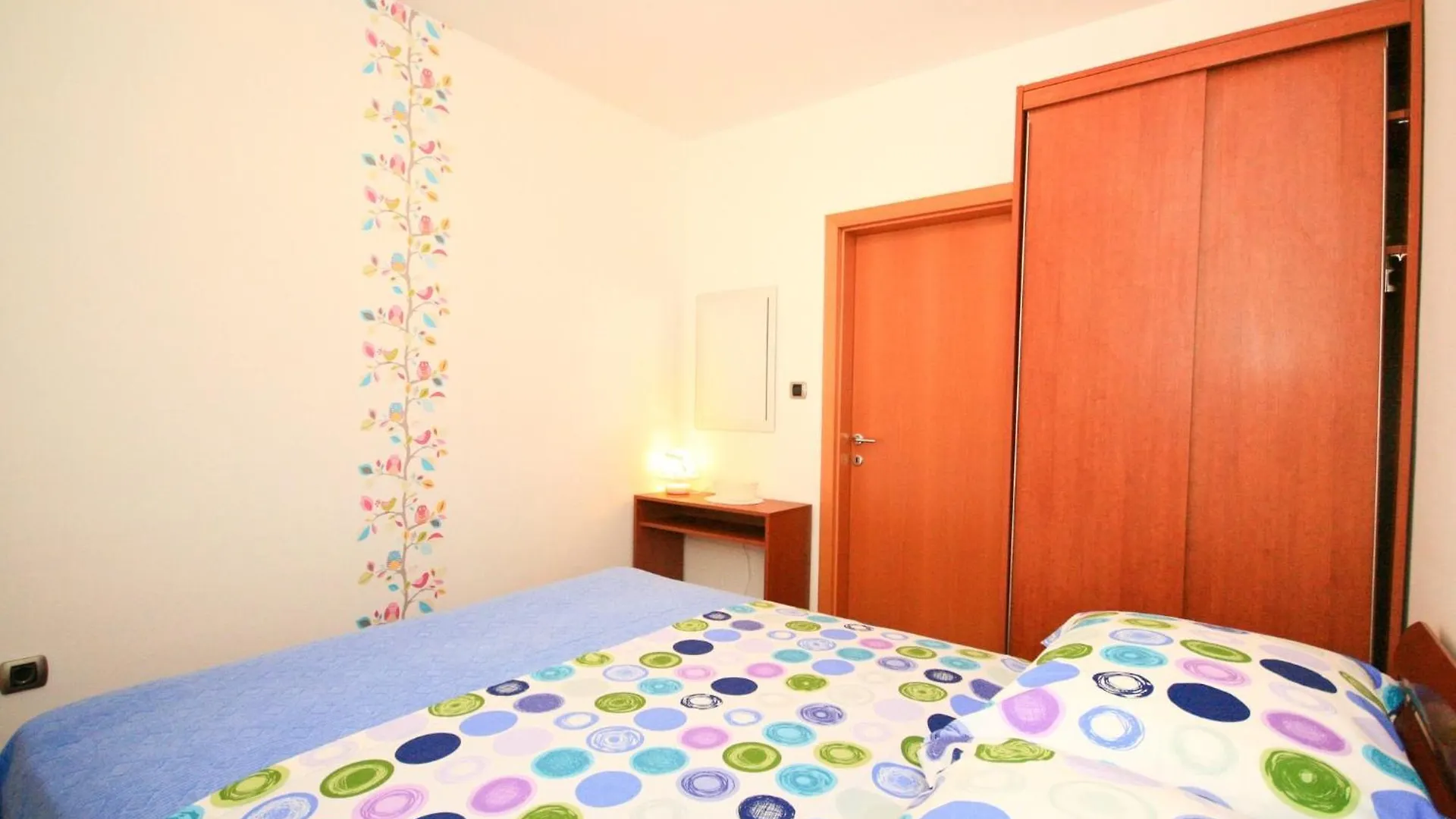 Apartments With A Parking Space Baska, Krk - 19420 Baska (Krk)