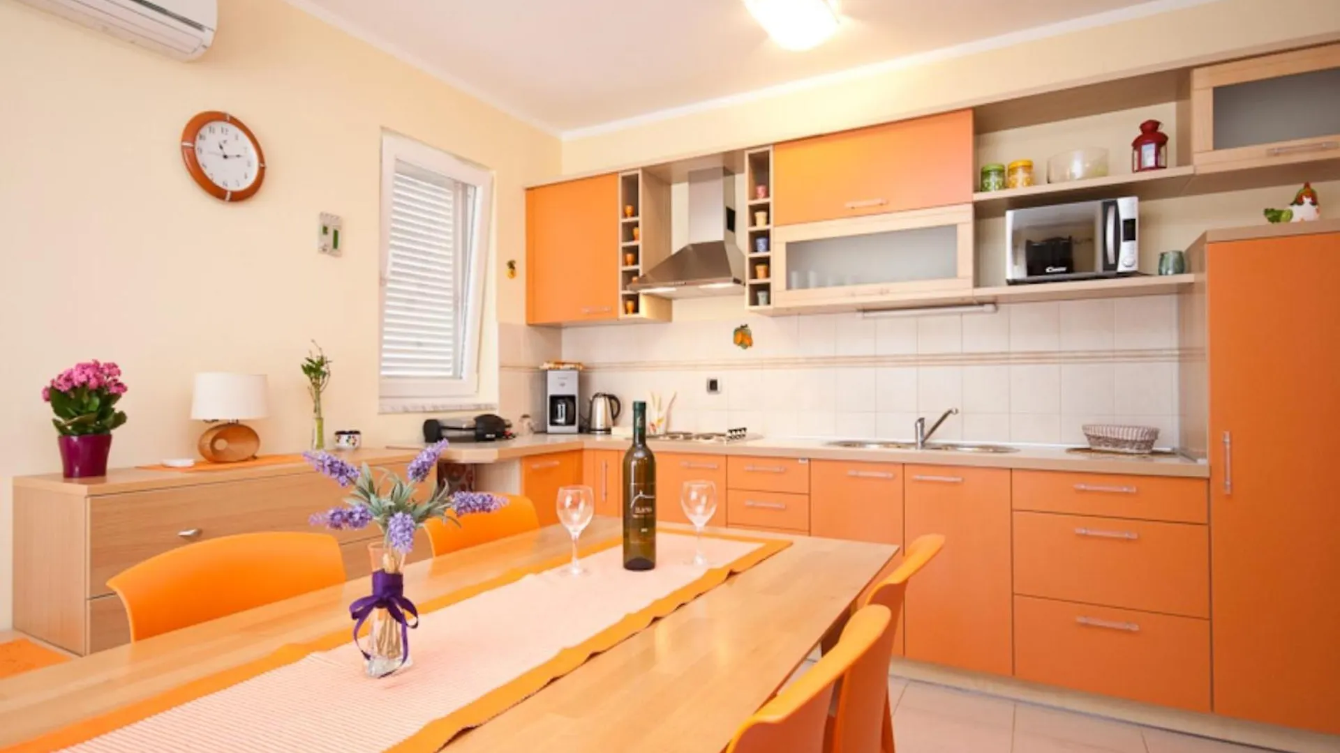 Apartments With A Parking Space Baska, Krk - 19420  Baska (Krk)